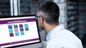 Pharmacy professional using myACP